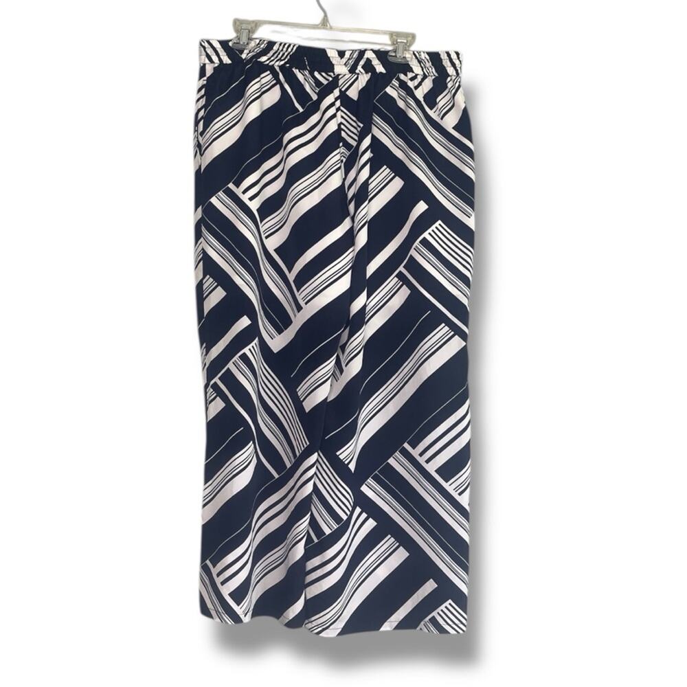 Liz Claiborne Petite wide leg pants in geometric print size PXL - Picture 5 of 6